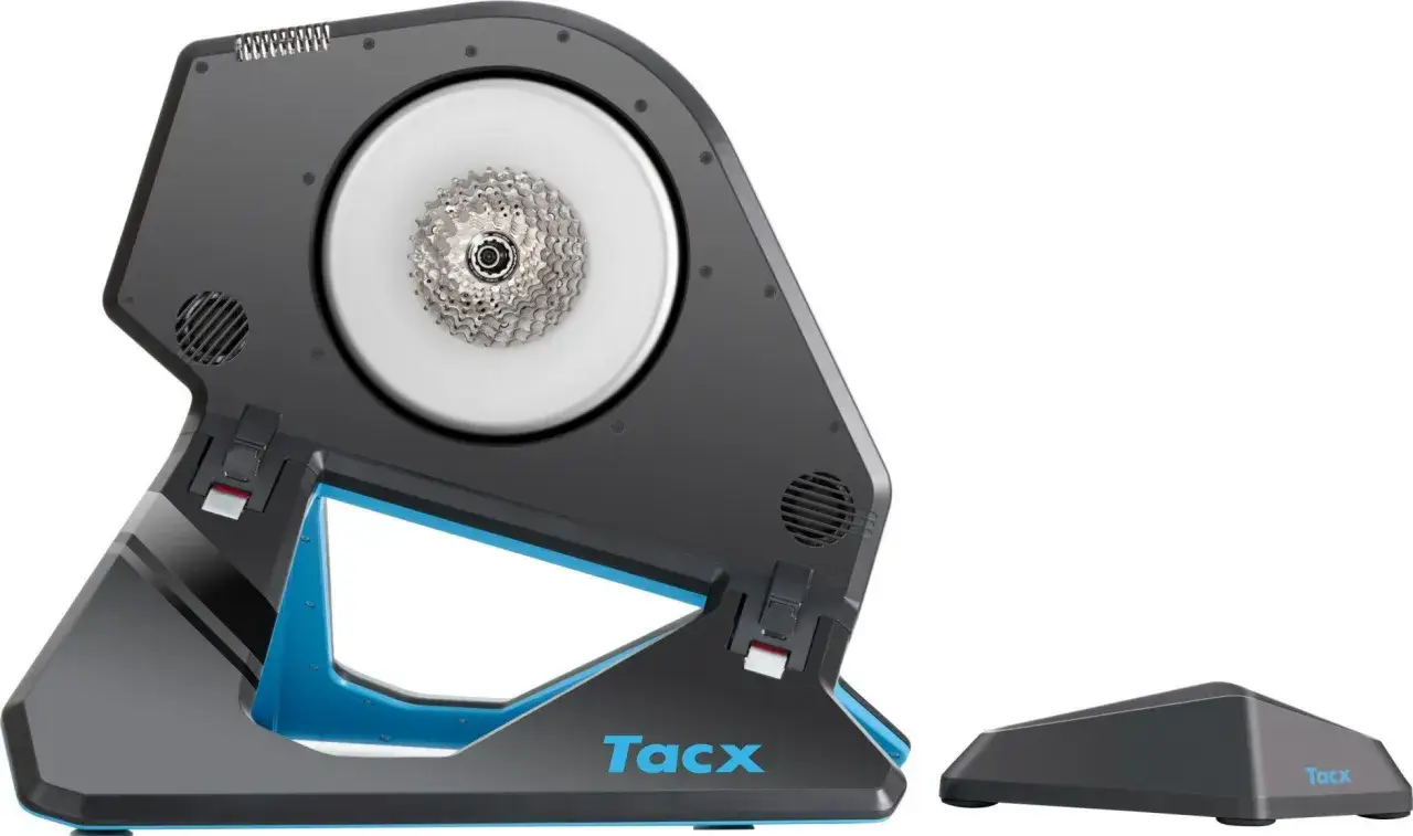 Tacx Neo 2 vs 2T: een gedetailleerde blik op deze indoor fietstrainers. De Tacx Neo 2T is de opvolger van de Neo 2.