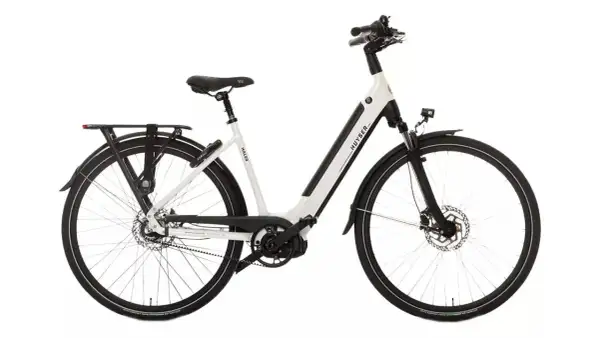 Witte Huyser hybride fiets, ideaal voor de ANWB fiets test. Met bagagedrager en verlichting.